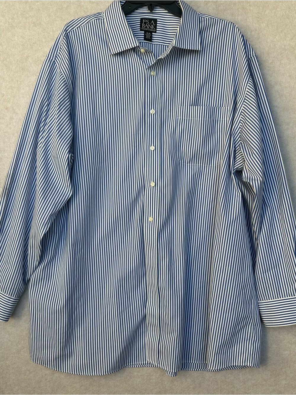 Jos. A. Bank Men’s Shirt Size 18-35 Blue & White Stripe Dress Shirt 100% cotton